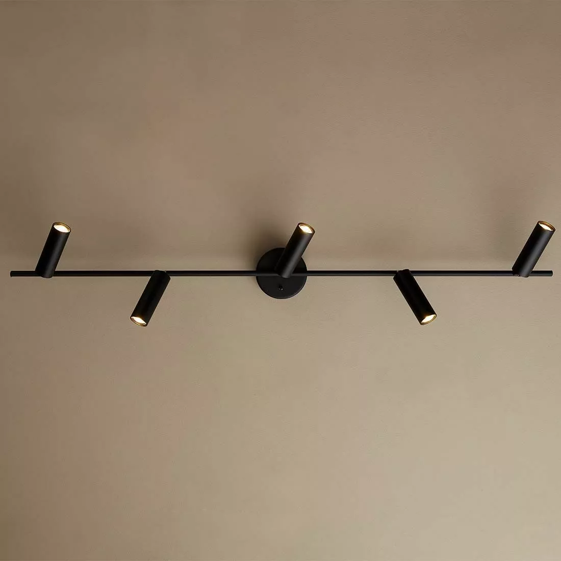 Belid Cato Slim Takspotlight 5:a Mattsvart 2 Belid Cato Slim Takspotlight 5:a Mattsvart - Bild 2