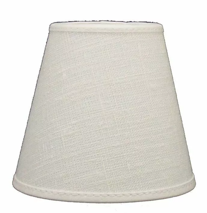 HALLBERGS BELYSNING Carolin Vit 11Cm Skärm 1 HALLBERGS BELYSNING Carolin Vit 11Cm Skärm