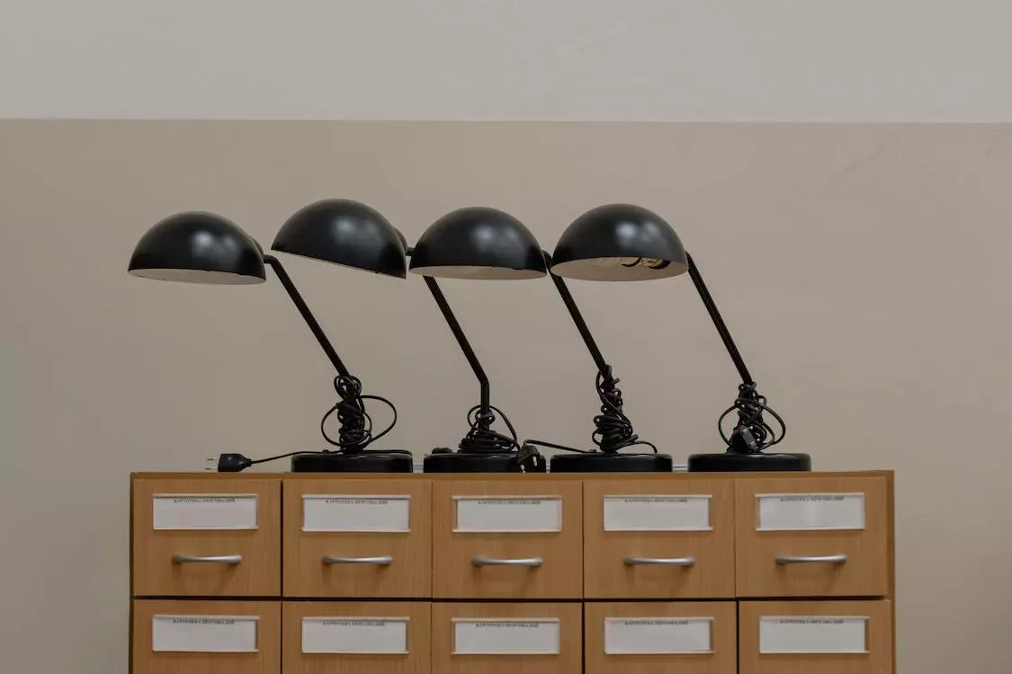 Framsida -Taklampor affär pexels photo 6334883